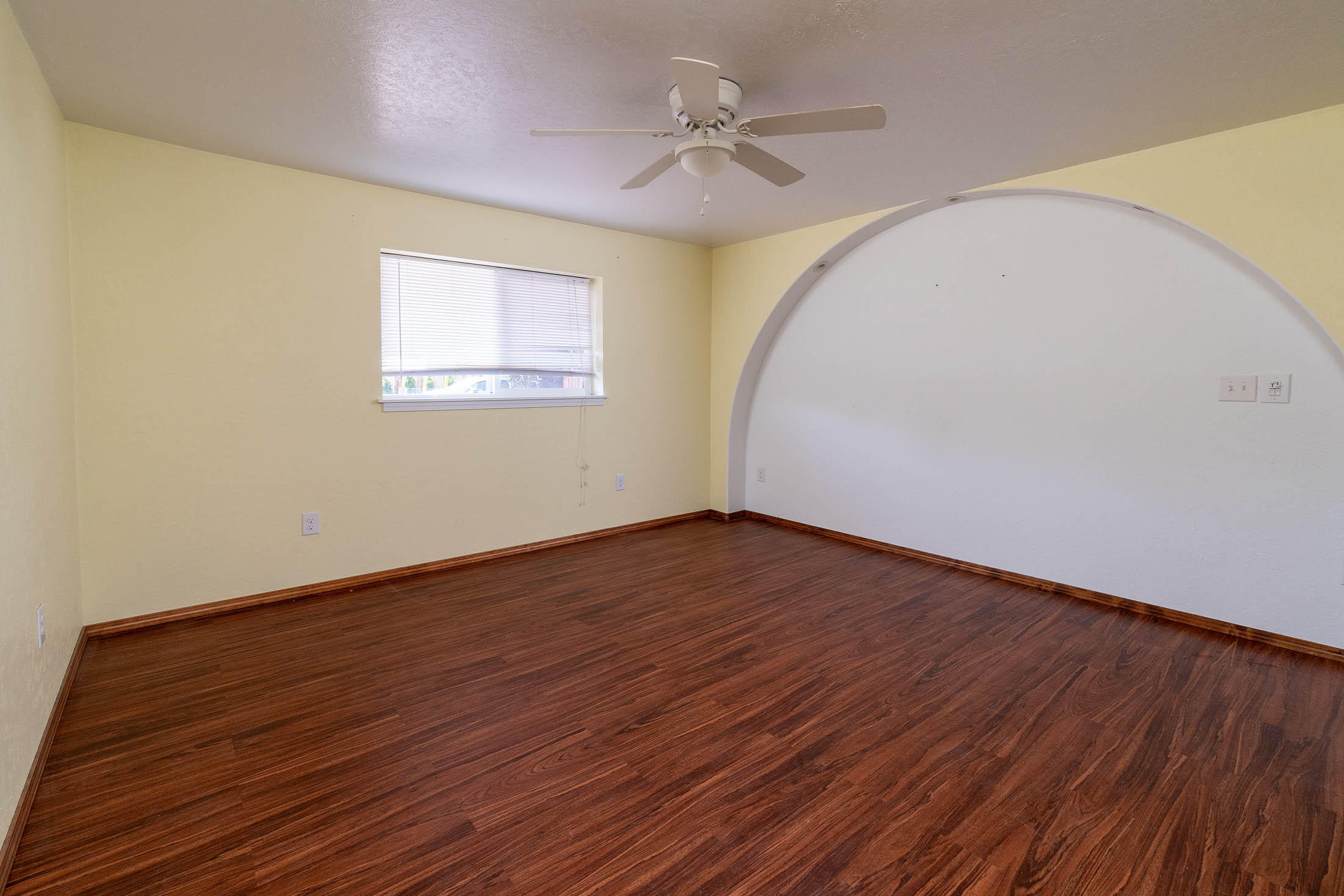 South Moreland Acres - Residential