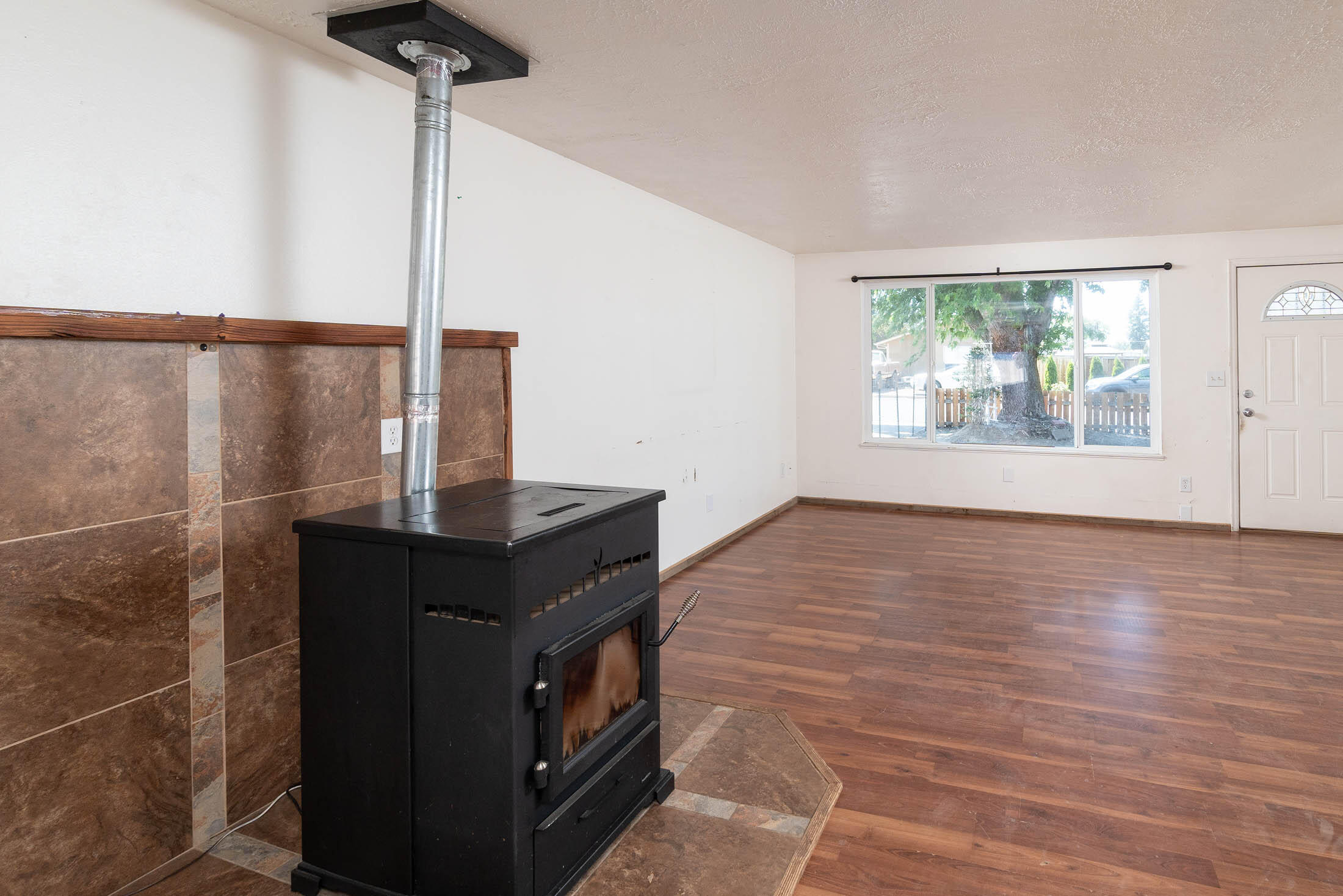 South Moreland Acres - Residential