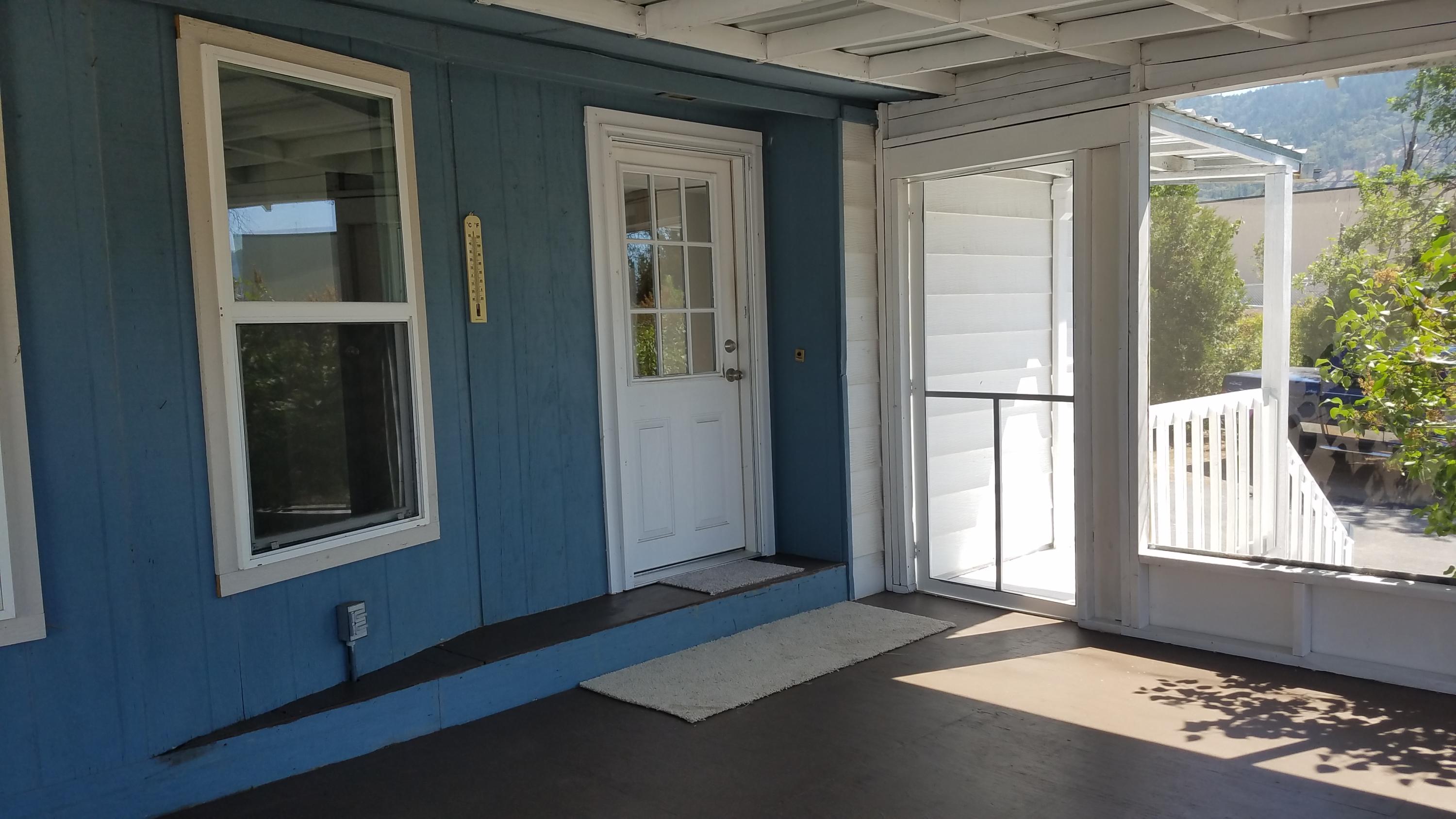 Country View Mobile Home Park - Residential