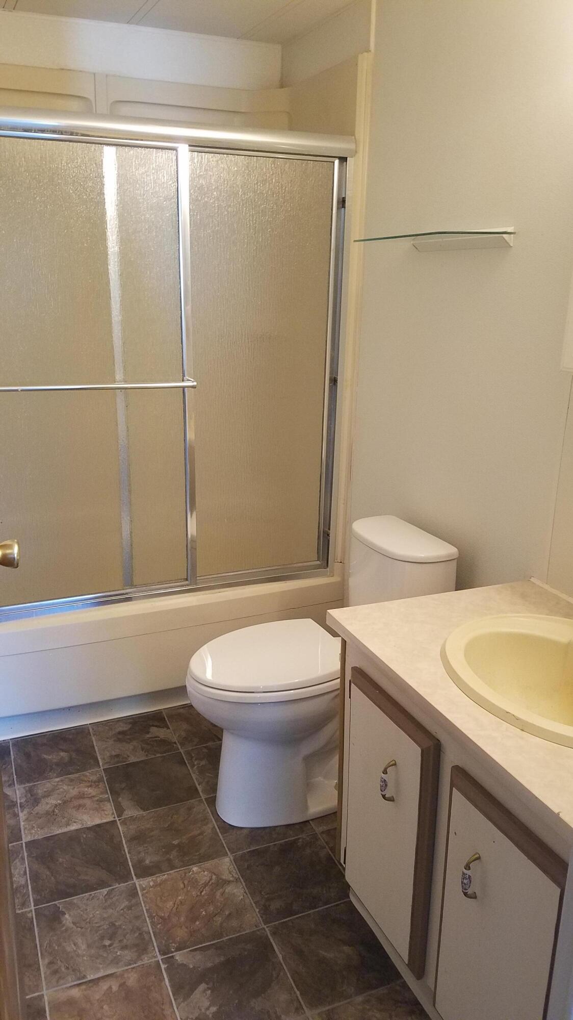 Country View Mobile Home Park - Residential