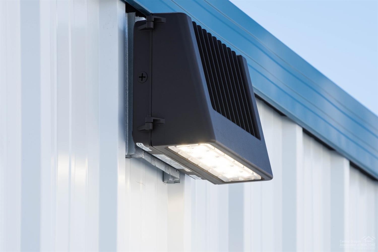 CLAL - Commercial Sale