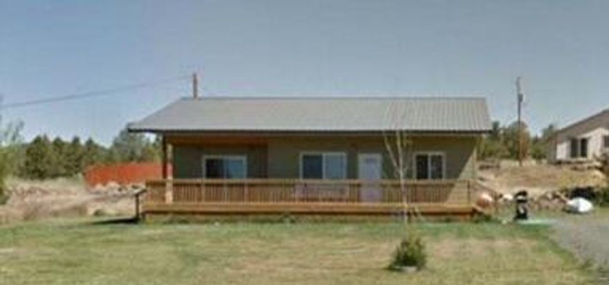 Nice little town of Bonanza. 2 bedroom with 1 bath. Property does need floor coverings. Great open floor plan that site on 2 city lots. Must see to appreciate.