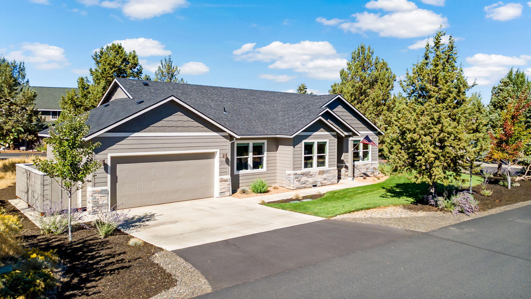 810 Willet Lane