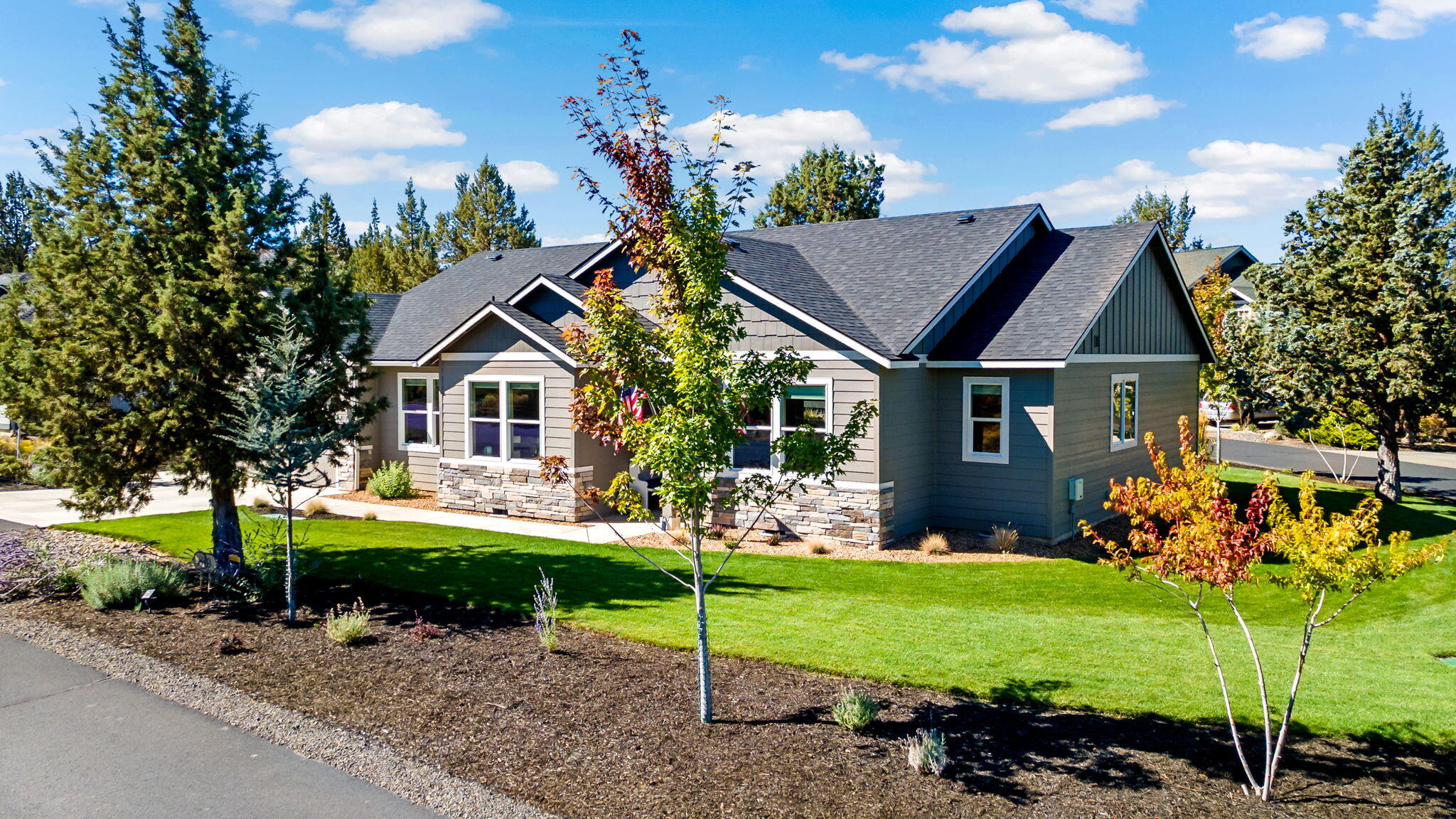 810 Willet Lane