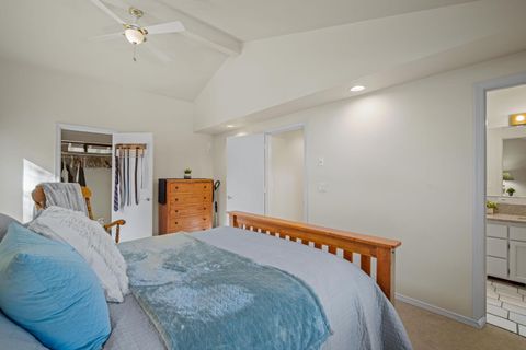 Tiny photo for 57485 Newberry Lane #4, Sunriver, OR 97707 (MLS # 220211123)