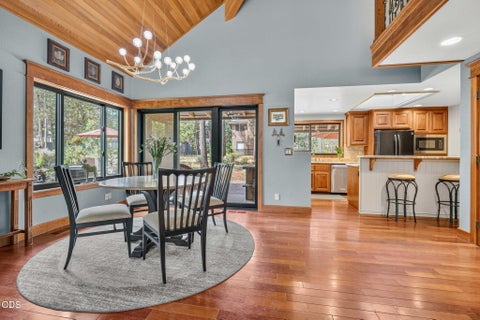 Tiny photo for 57785 Ribes Lane #4, Sunriver, OR 97707 (MLS # 220225499)