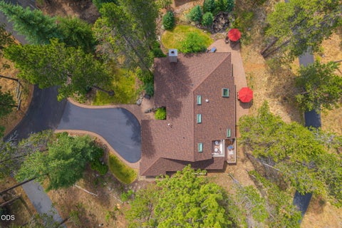 Tiny photo for 57785 Ribes Lane #4, Sunriver, OR 97707 (MLS # 220225499)