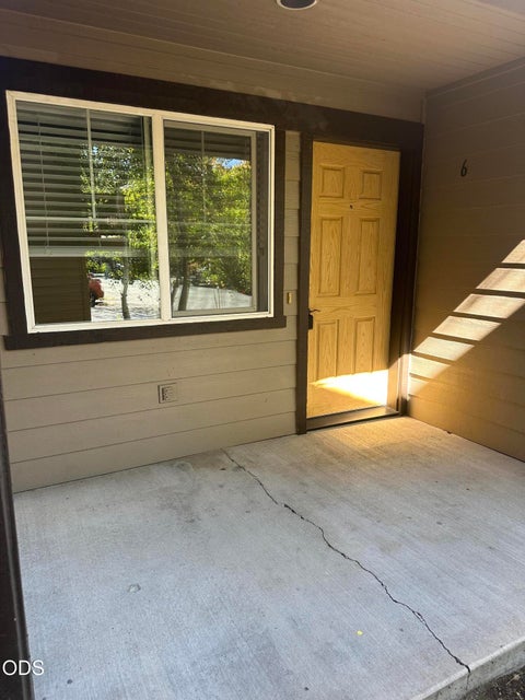 Photo of 1929 NW Monterey Pines 6 Drive #UNIT 25, Bend, OR 97703 (MLS # 220228889)