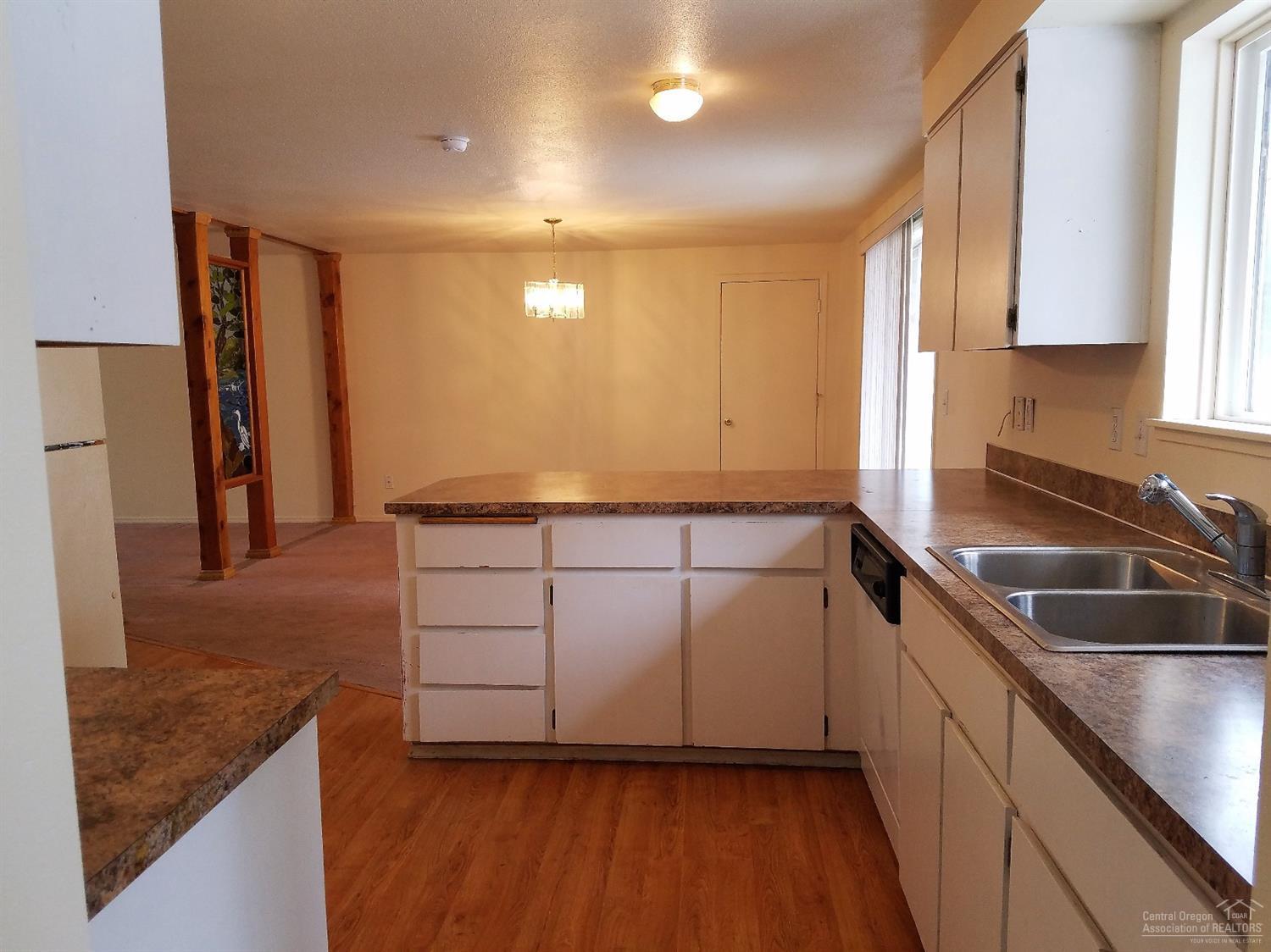 Cw Reeve Resort - Residential