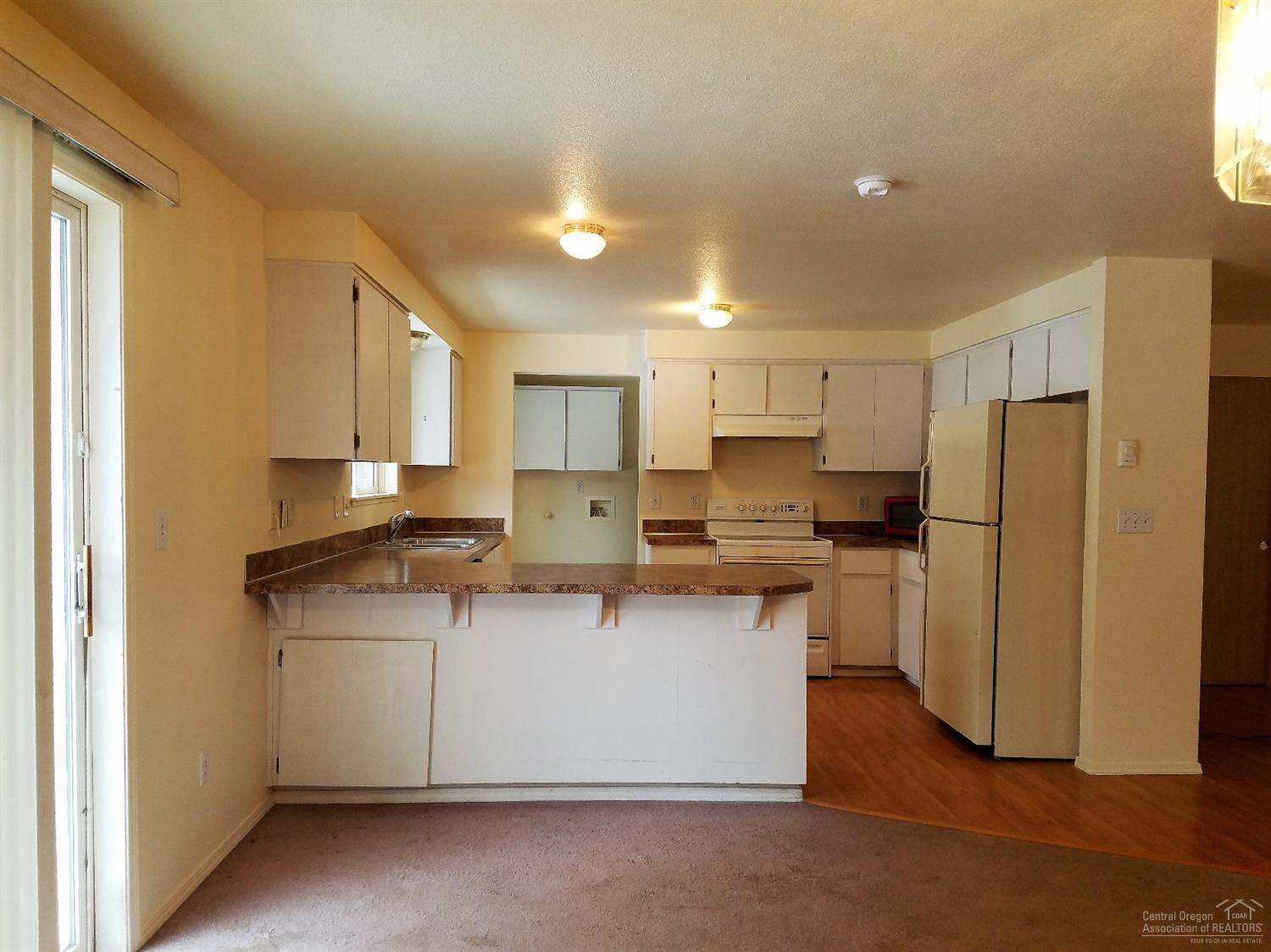 Cw Reeve Resort - Residential