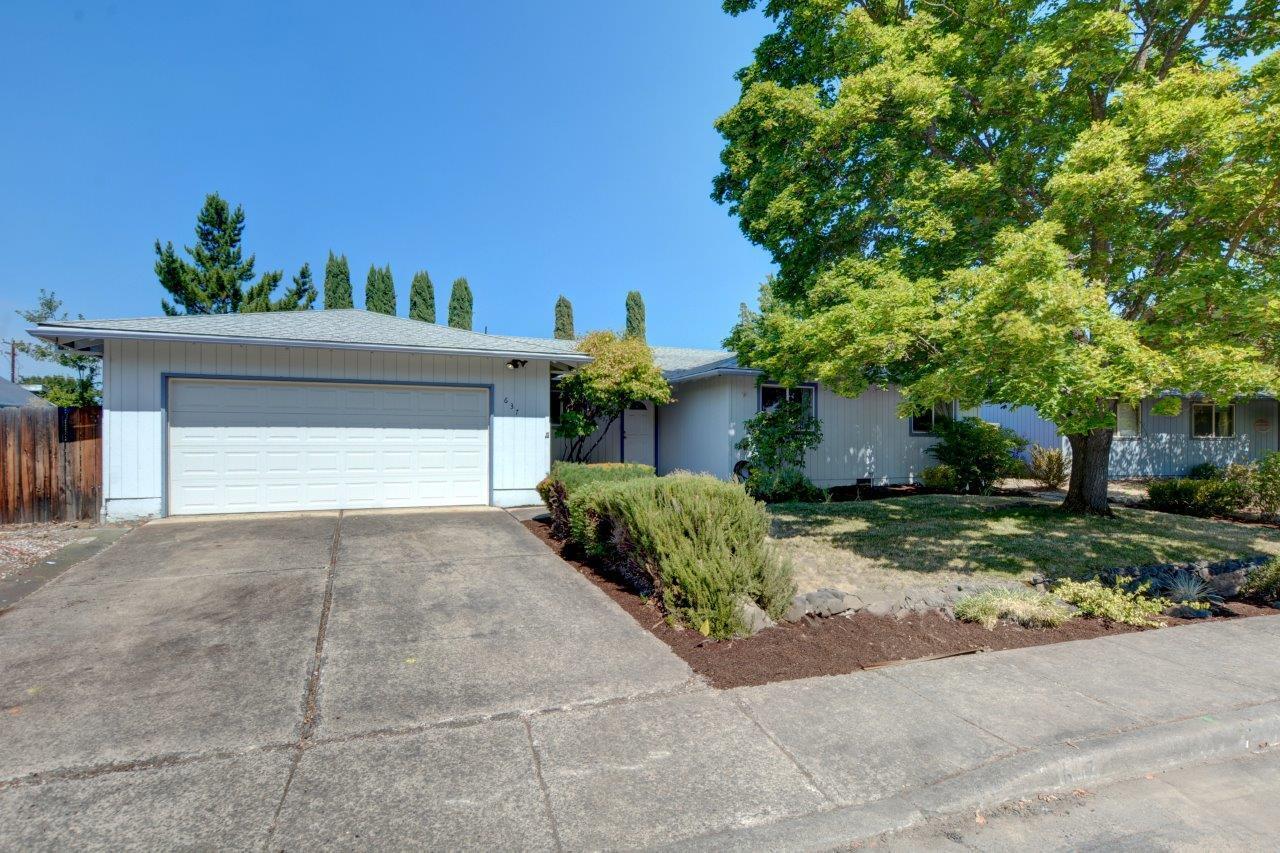 Flagstone Subdivision - Residential