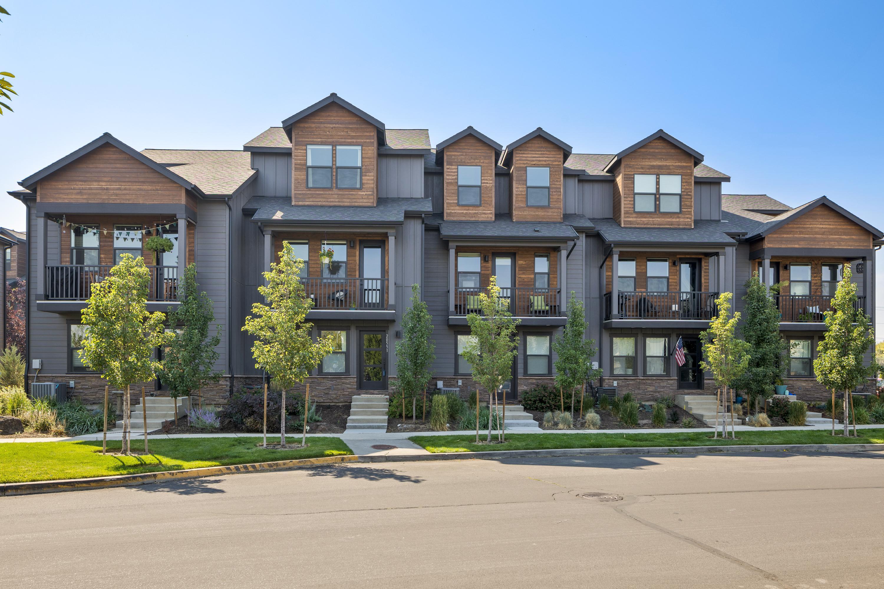 20551 Gloucester Lane