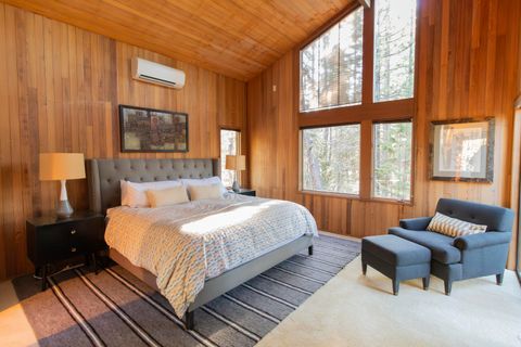 Tiny photo for 13341 Sweet Flag, Sisters, OR 97759 (MLS # 220217281)