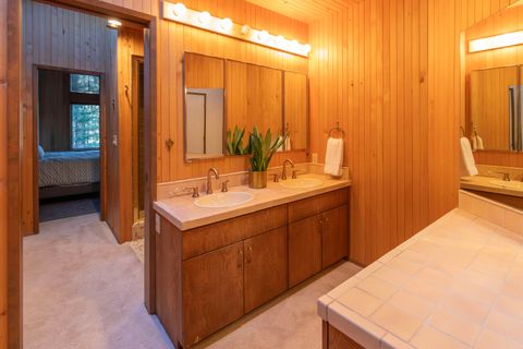 Tiny photo for 13341 Sweet Flag, Sisters, OR 97759 (MLS # 220217281)