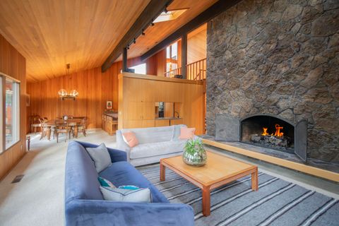 Tiny photo for 13341 Sweet Flag, Sisters, OR 97759 (MLS # 220217281)