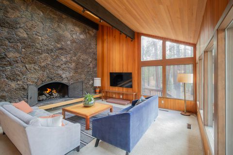 Tiny photo for 13341 Sweet Flag, Sisters, OR 97759 (MLS # 220217281)