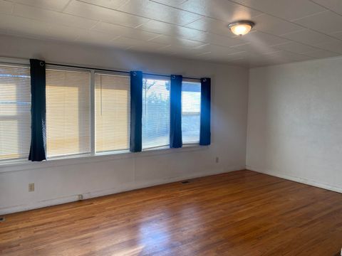 Tiny photo for 5201 Bryant Avenue, Klamath Falls, OR 97603 (MLS # 220214905)