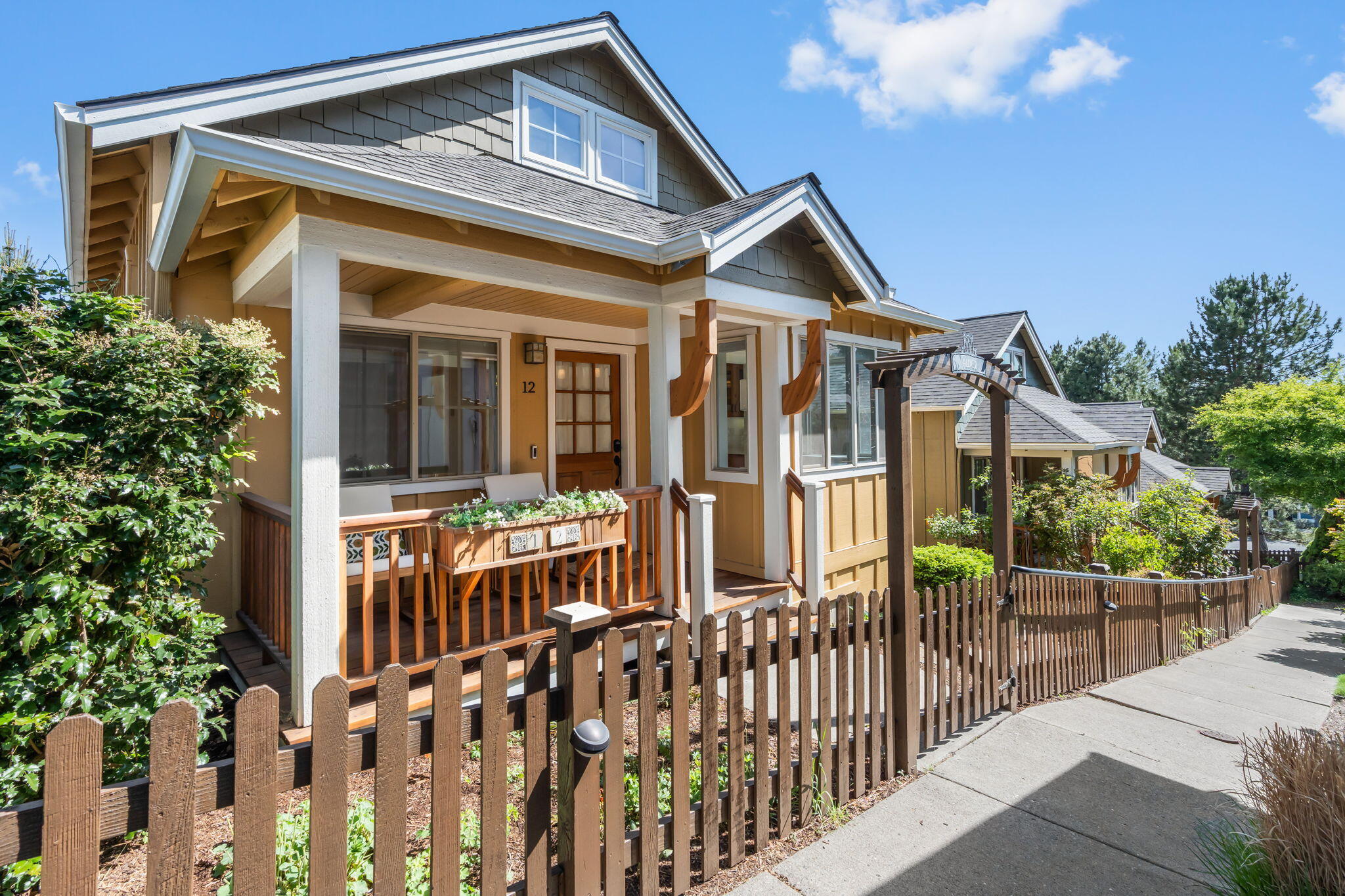 1940 NW Monterey Pines Drive UNIT 12