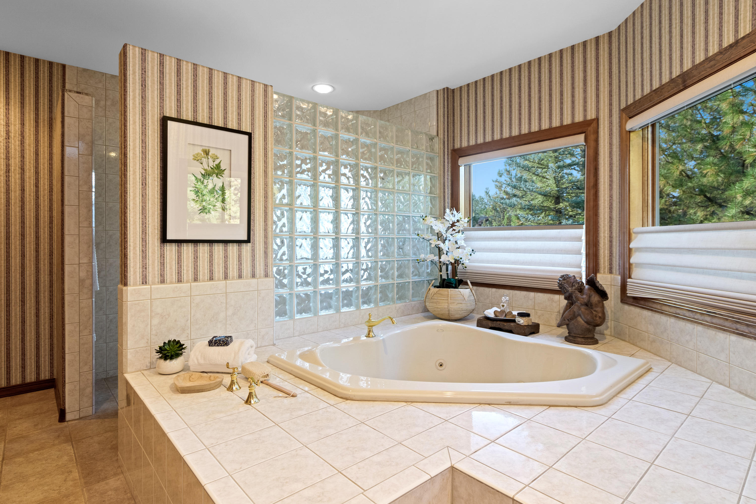 Awbrey Glen - Residential