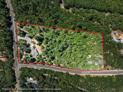 Tiny photo for 404 Mountain Paradise Drive, Grants Pass, OR 97526 (MLS # 220214807)