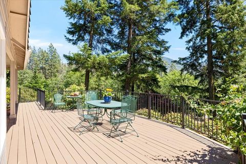 Tiny photo for 404 Mountain Paradise Drive, Grants Pass, OR 97526 (MLS # 220214807)