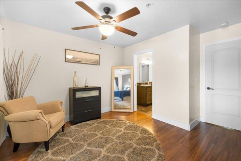 Tiny photo for 2210 E Barnett Road #6, Medford, OR 97504 (MLS # 220215706)