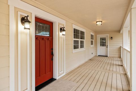 Tiny photo for 13423 Sprague River Road #1, Chiloquin, OR 97624 (MLS # 220212353)