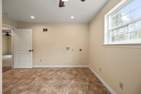 Tiny photo for 13423 Sprague River Road #1, Chiloquin, OR 97624 (MLS # 220212353)