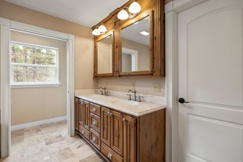 Tiny photo for 13423 Sprague River Road #1, Chiloquin, OR 97624 (MLS # 220212353)