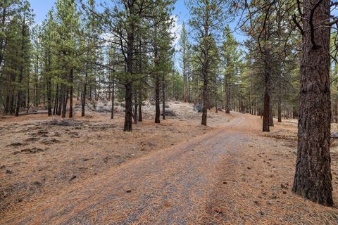 Tiny photo for 13423 Sprague River Road #1, Chiloquin, OR 97624 (MLS # 220212353)