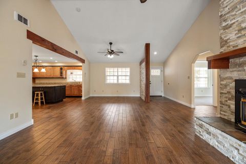 Tiny photo for 13423 Sprague River Road #1, Chiloquin, OR 97624 (MLS # 220212353)