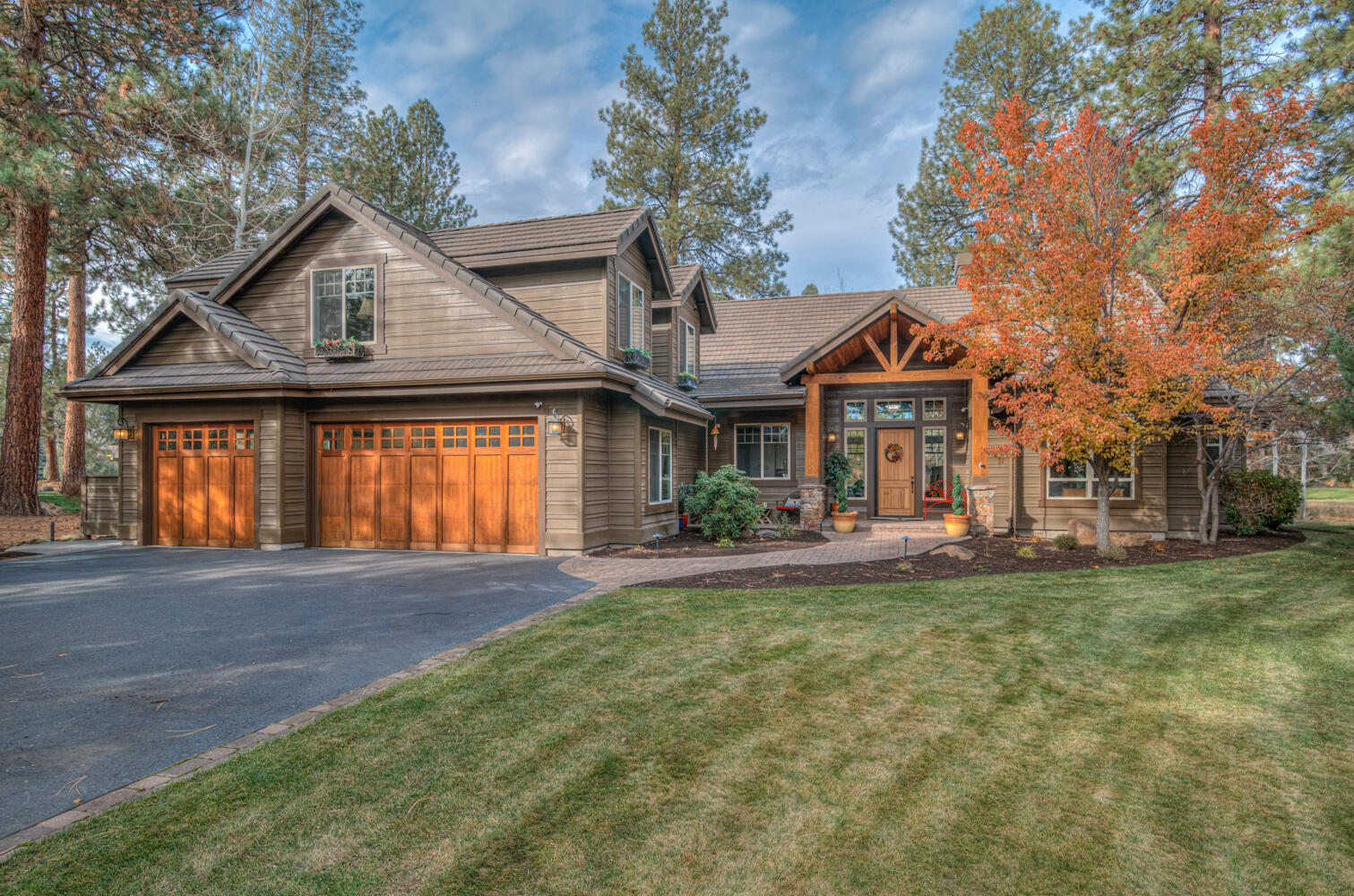 Broken Top - Residential