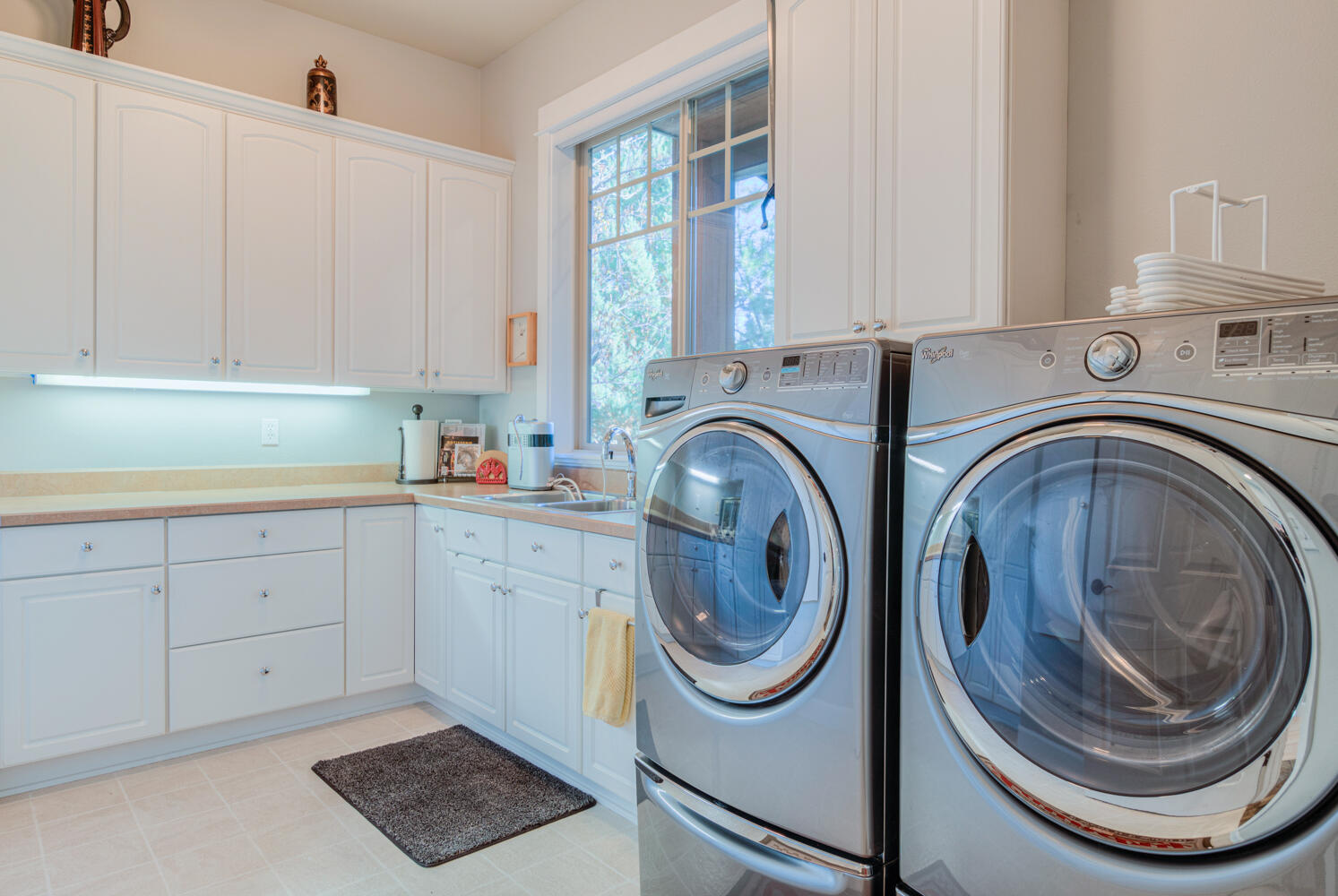 Broken Top - Residential