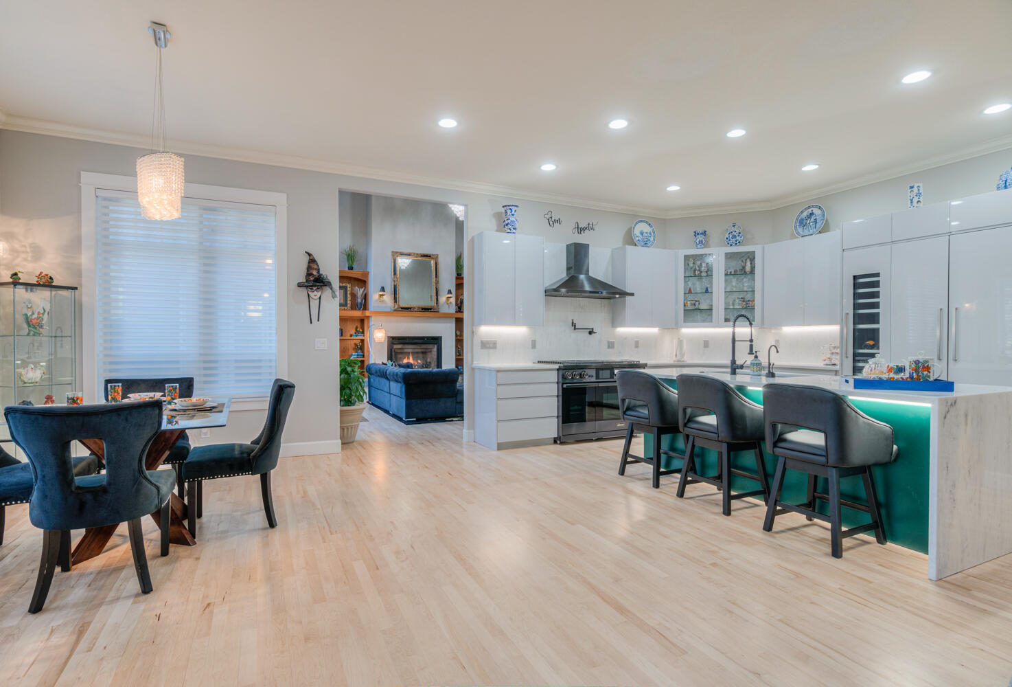 Broken Top - Residential