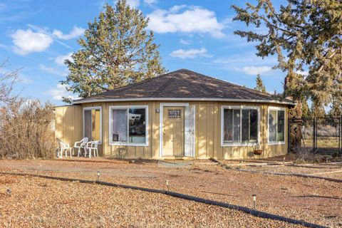 Tiny photo for 66830 Central Street, Bend, OR 97703 (MLS # 220213299)