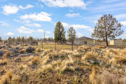 Tiny photo for 66830 Central Street, Bend, OR 97703 (MLS # 220213299)