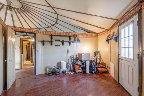 Tiny photo for 66830 Central Street, Bend, OR 97703 (MLS # 220213299)