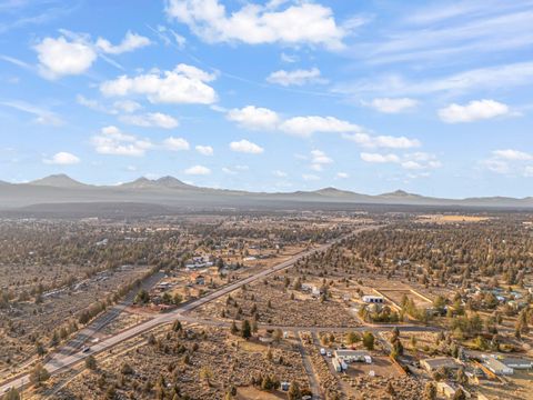 Tiny photo for 66830 Central Street, Bend, OR 97703 (MLS # 220213299)