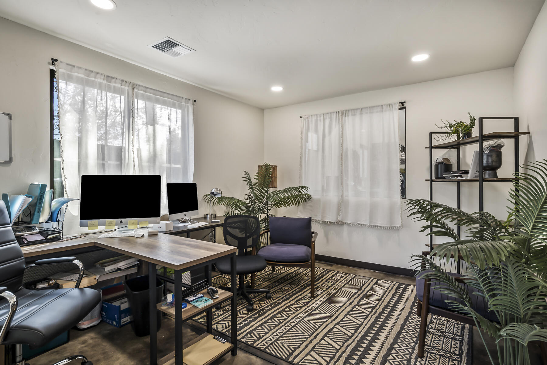 Townsite Of Laidlaw - Commercial Sale