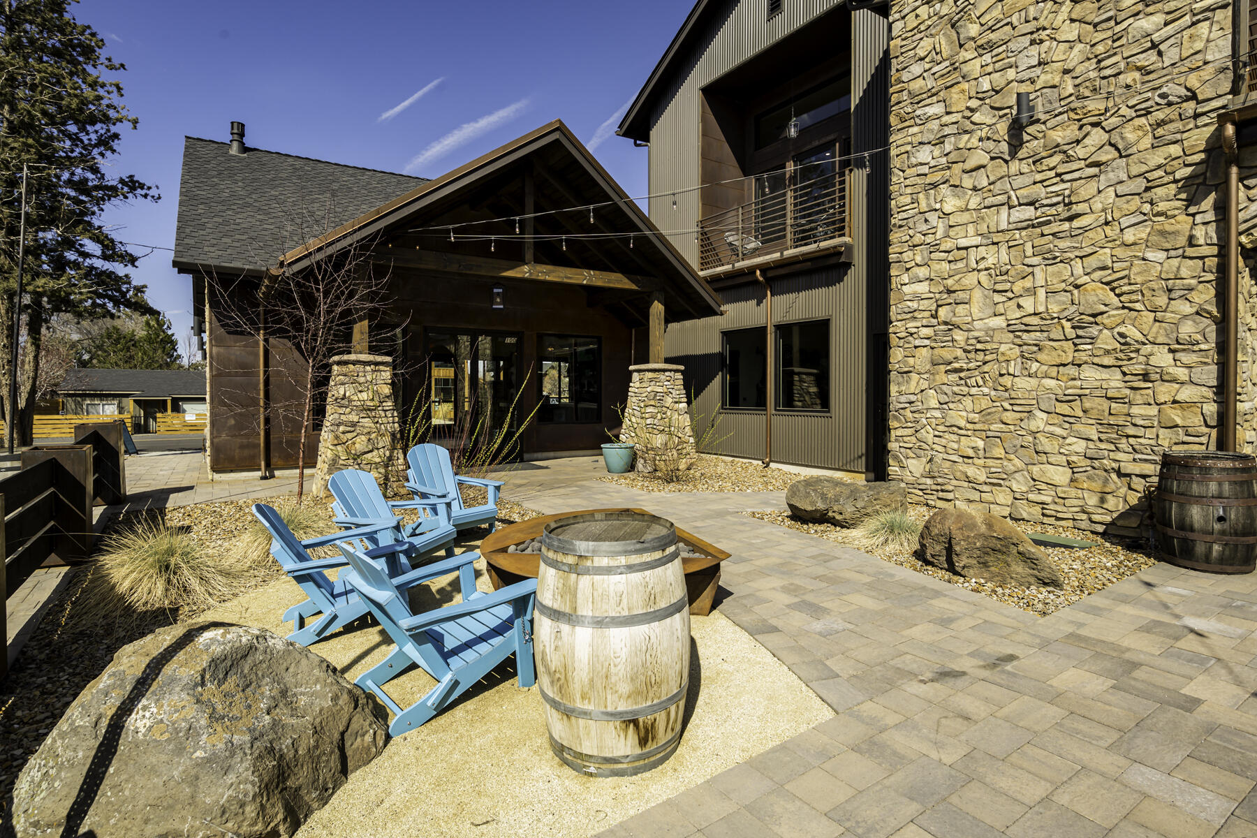 Townsite Of Laidlaw - Commercial Sale