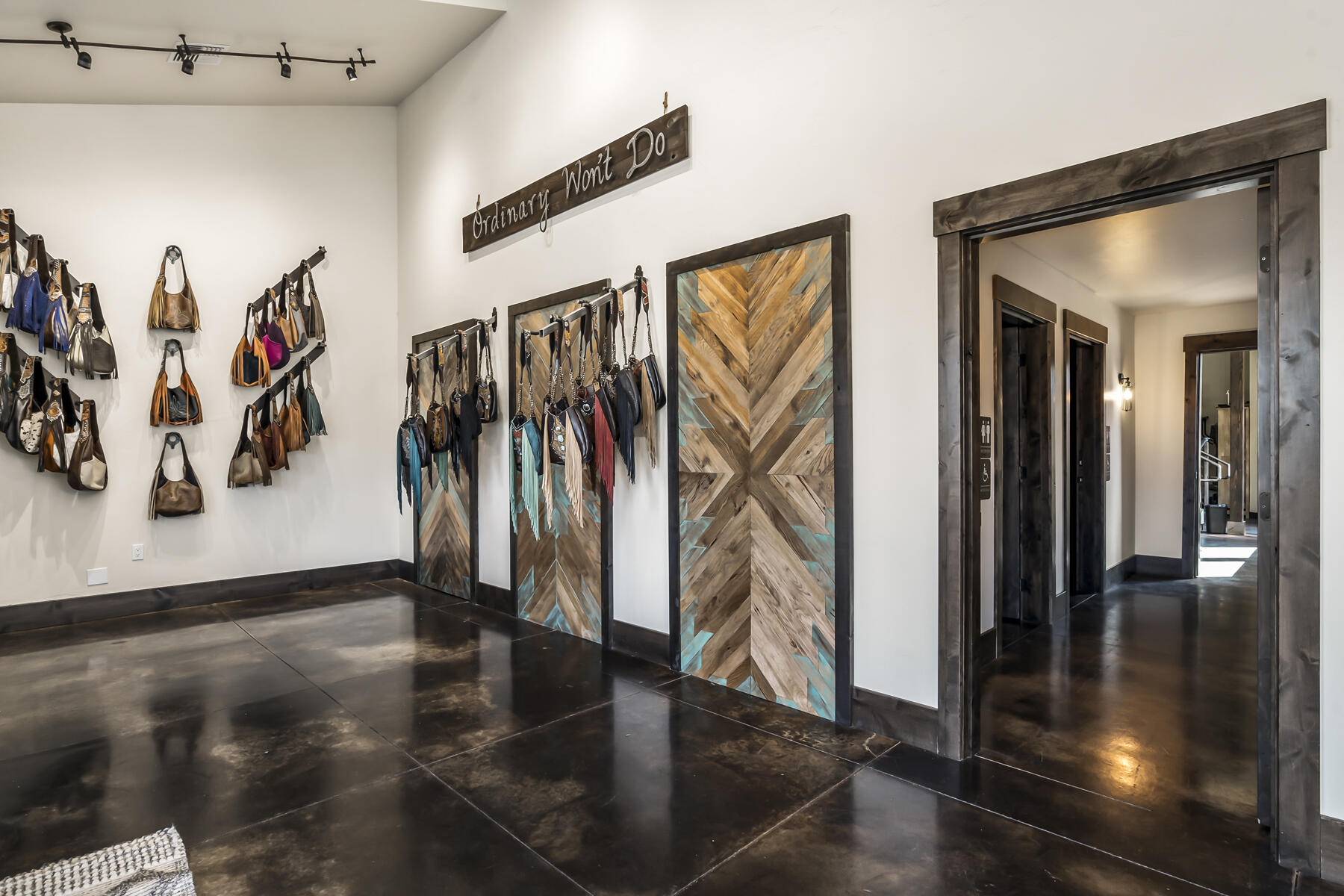 Townsite Of Laidlaw - Commercial Sale