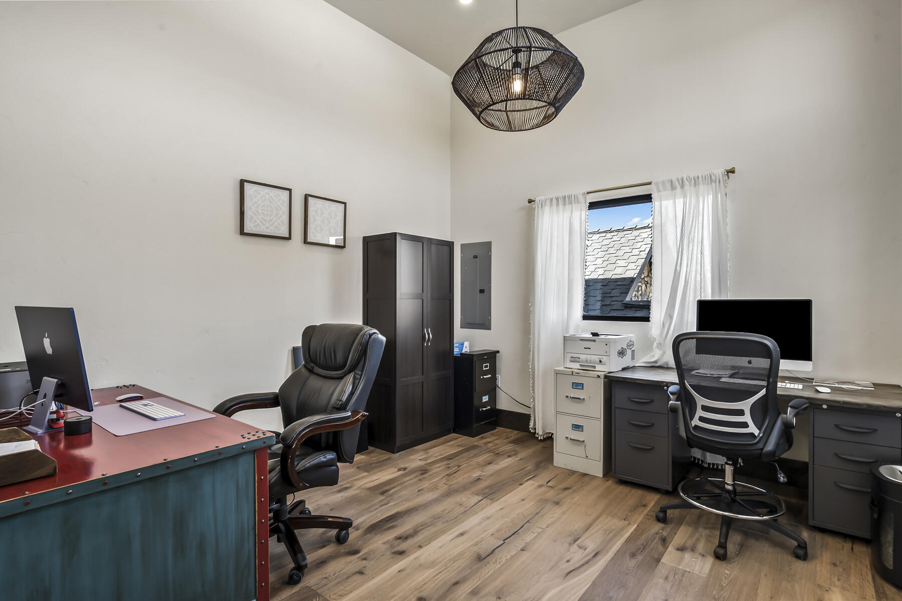 Townsite Of Laidlaw - Commercial Sale