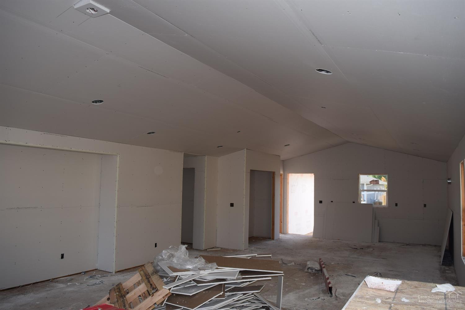 Ironhorse - Residential