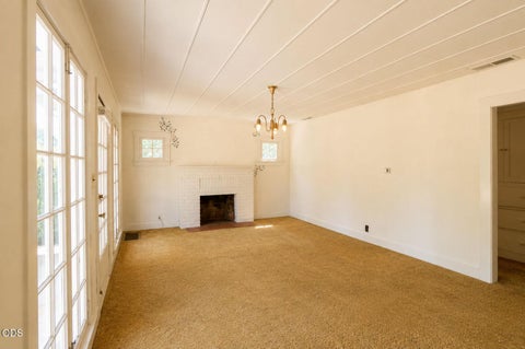 Tiny photo for 708 Park Avenue, Medford, OR 97501 (MLS # 220227411)