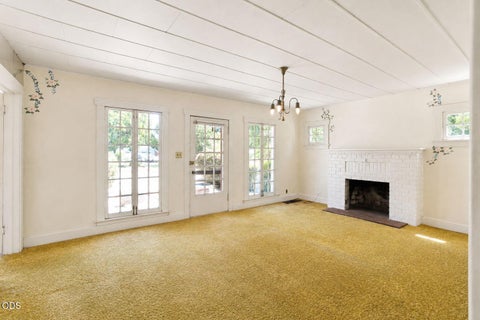 Tiny photo for 708 Park Avenue, Medford, OR 97501 (MLS # 220227411)