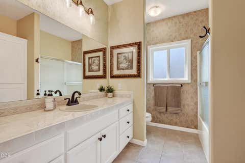 Tiny photo for 159 Princeville Drive, Eagle Point, OR 97524 (MLS # 220226909)