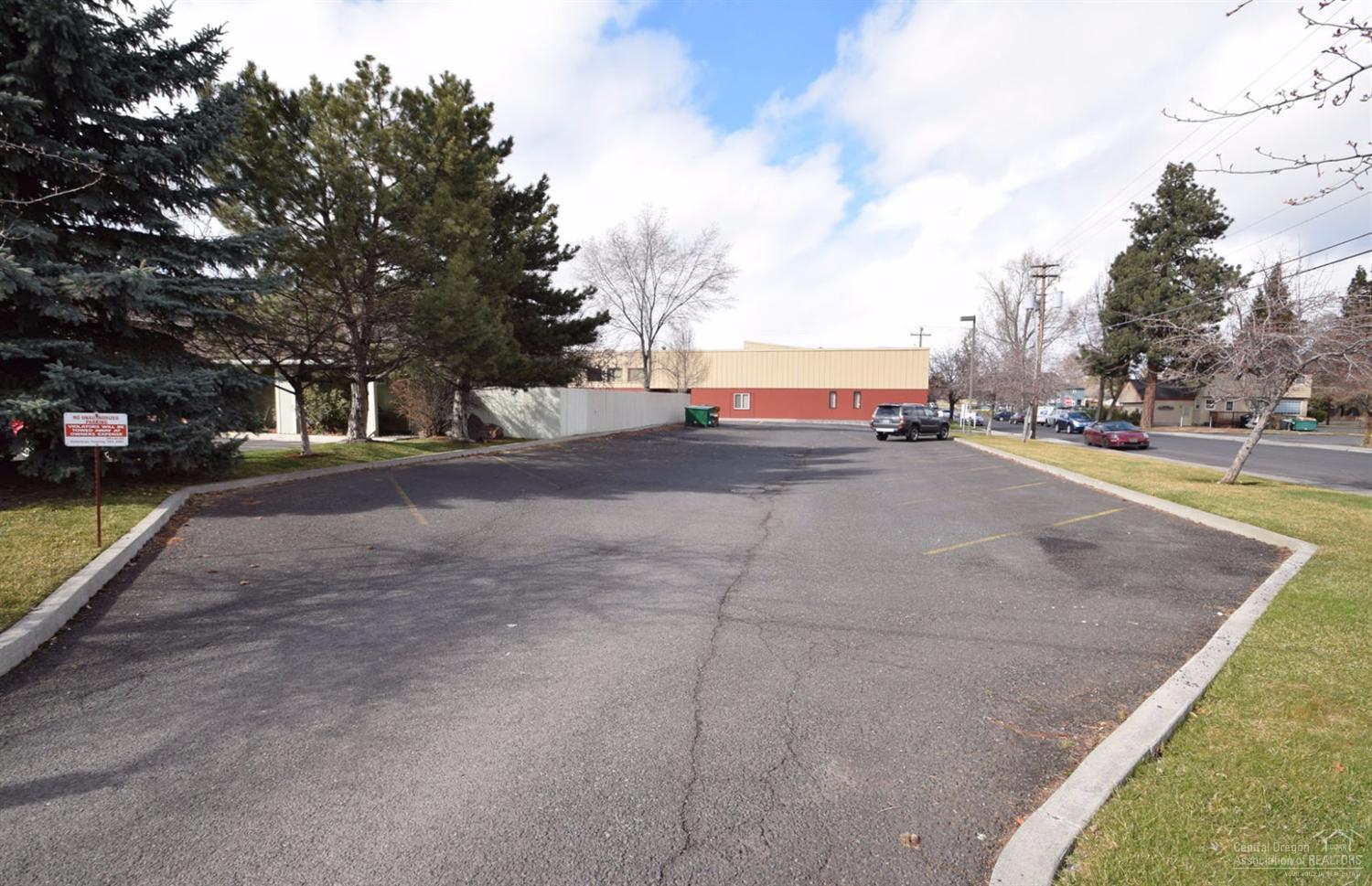 CLAB - Commercial Sale