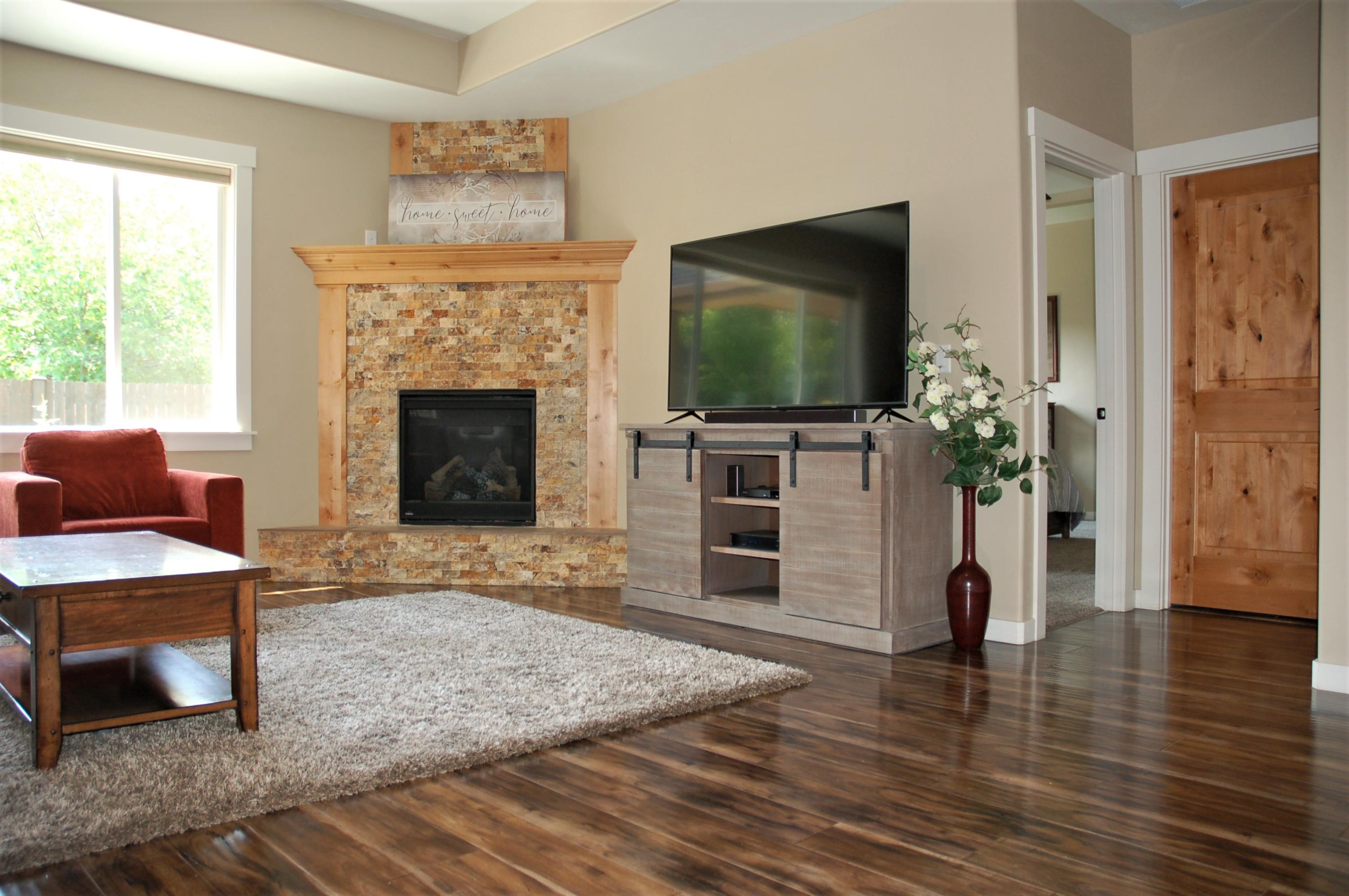 Rimrock Park Place - Residential