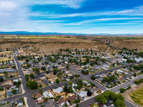 Tiny photo for 575 SW Madison Street, Madras, OR 97741 (MLS # 220223781)