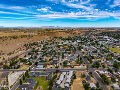 Tiny photo for 575 SW Madison Street, Madras, OR 97741 (MLS # 220223781)